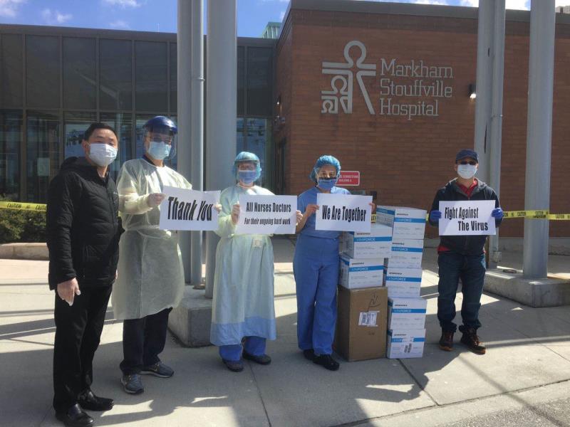 caro4ontario's tweet photo. #PPE #PPEshortage #Covid_19 #Canada #covid19 
Canadians helping Canadians!
The second batch of donation from Guizhou Community Association  was distributed to 
@MSHospital  and @NYGH_News .
People are not rich, not sure what might happen tomorrow. Still people would like to help. https://t.co/zQUeeIN354