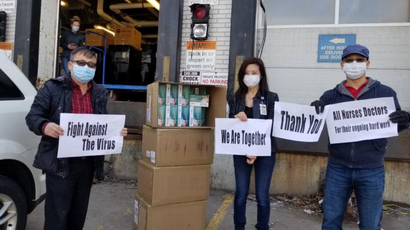caro4ontario's tweet photo. #PPE #PPEshortage #Covid_19 #Canada #covid19 
Canadians helping Canadians!
The second batch of donation from Guizhou Community Association  was distributed to 
@MSHospital  and @NYGH_News .
People are not rich, not sure what might happen tomorrow. Still people would like to help. https://t.co/zQUeeIN354