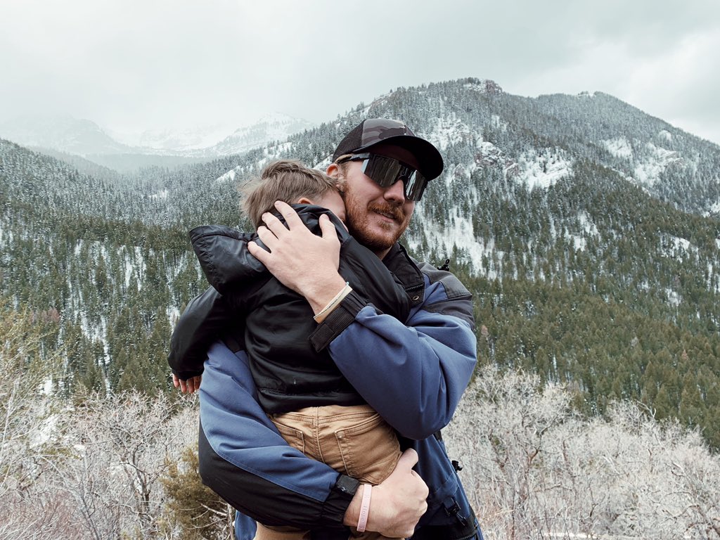 letithappen57's tweet photo. Can I be an 80s ski dad yet https://t.co/pAqHVEF5Hr