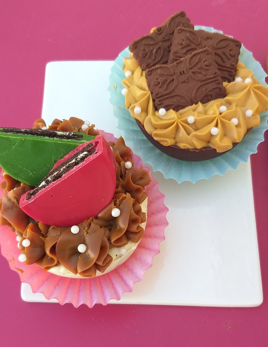 DoloValinoti's tweet photo. En el ig de mi emprendimiento de pasteleria pueden ver los huevos rellenos que voy a hacer este año! Un momento muy dificil para los emprendedores pero se siguen tomando pedidos con todas las medidas necesarias! Me ayudarian mucho con un rt😊❤
Ig: cinnamon.cosasricas https://t.co/dZ0O4vv6ZK