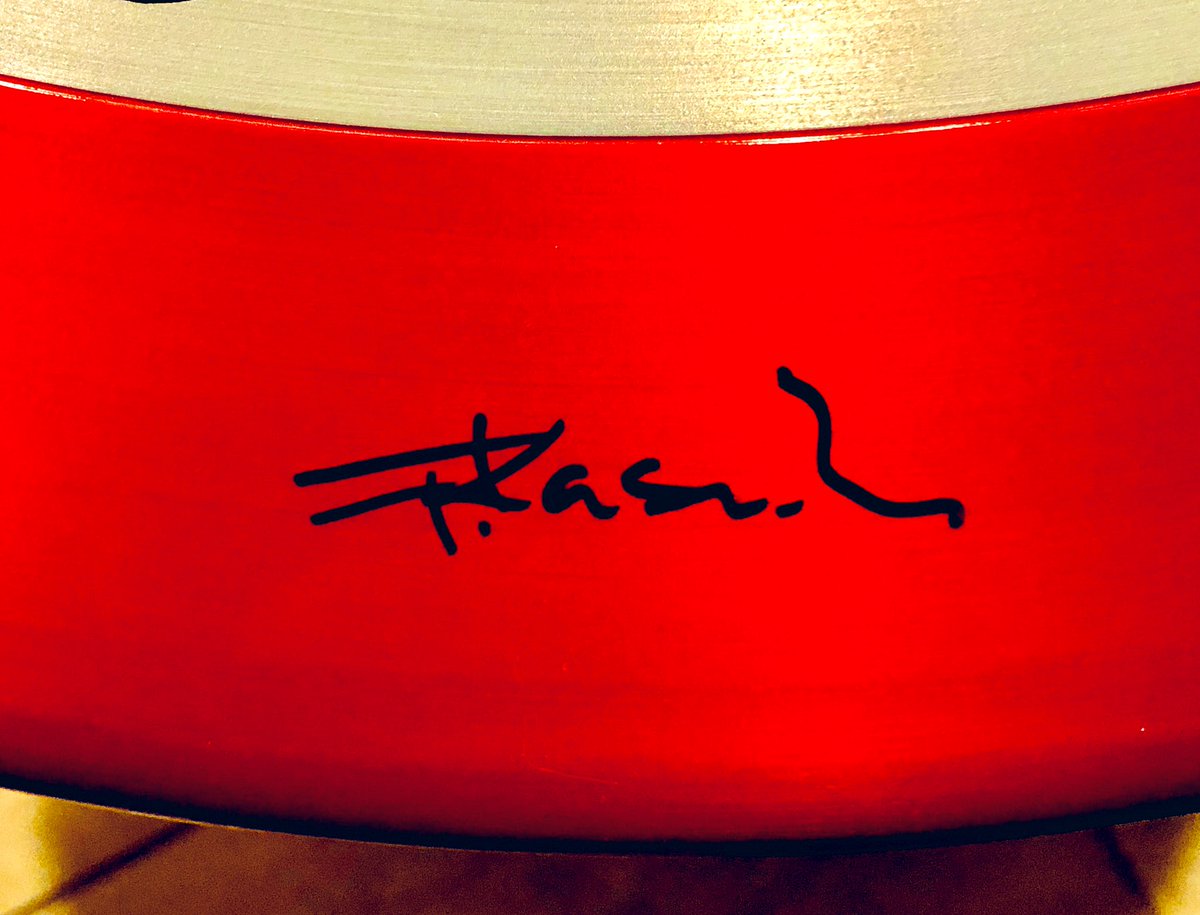 I need help figuring out who’s autograph this is. Belongs to an Avenger cast member signed on a Captain America Shield. #AvengersInfinityWar #AvengersEndgame #AntMan