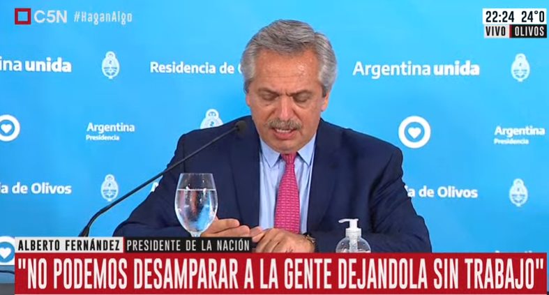 juan_amorin's tweet photo. 🇦🇷 @alferdez y un mensaje directo a Techint: "Tenemos una regla moral como sociedad: no podemos en semejante crisis dejar a alguien sin trabajo. Acá de lo que se trata para muchos empresarios es de ganar menos, no de perder. Bueno muchachos: les tocó la hora de ganar menos" https://t.co/Bf4LWW9Duv