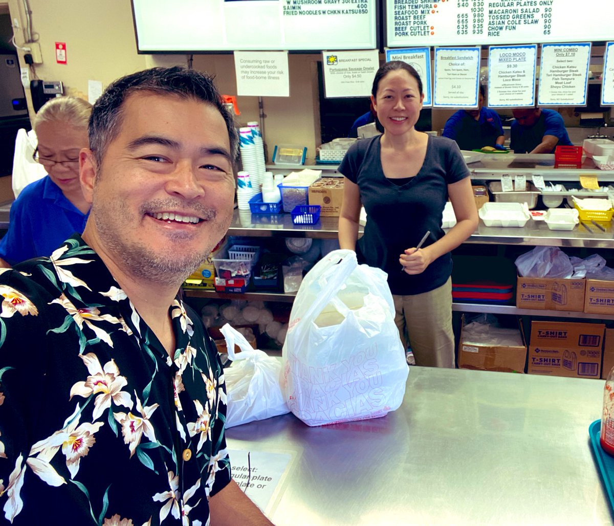 AlohaFunWear's tweet image. Supporting small business with @CPBHawaii and @keephicooking at Grace’s Inn. That’s Grace herself serving up their famous chicken katsu.😋🤙 #keephawaiicooking #smallbusiness #aloha