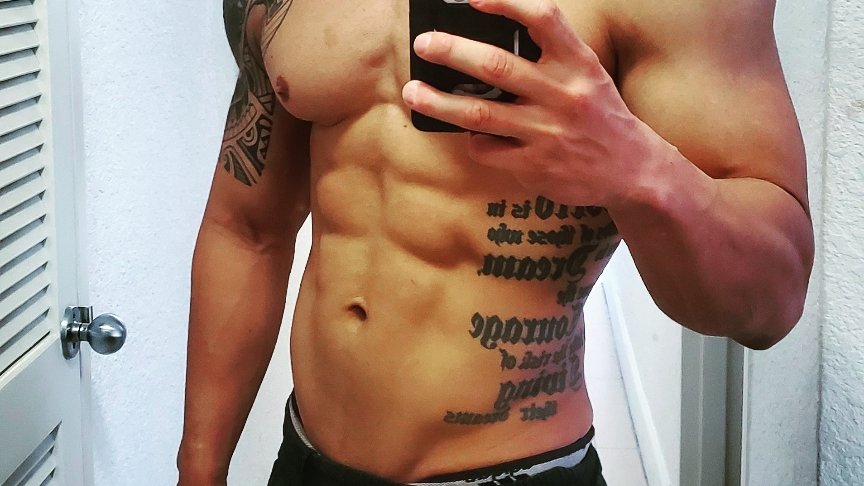 camwithhim's tweet photo. Guess who's back online live broadcasting as we speak: https://t.co/VB0A0bdgtv #FitnessModel https://t.co/qTpwRabbAO