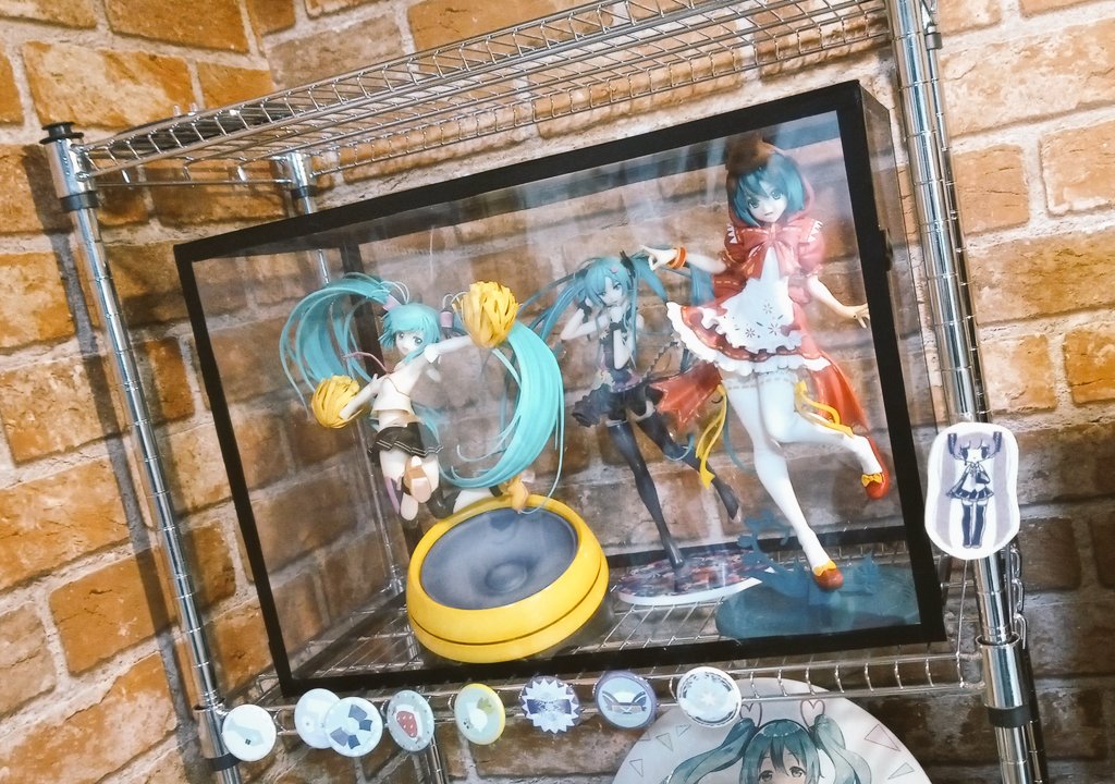 しろくろ C100土曜 西つ07a 昨日100均の硬質カードケースと絶縁テープで作ったフィギュアケースです T Co Fnmno8lj40 Twitter しろくろ C100土曜 西つ07a 昨日100均の硬質カードケースと絶縁テープで作ったフィギュアケースです T Co Fnmno8lj40 Twitter