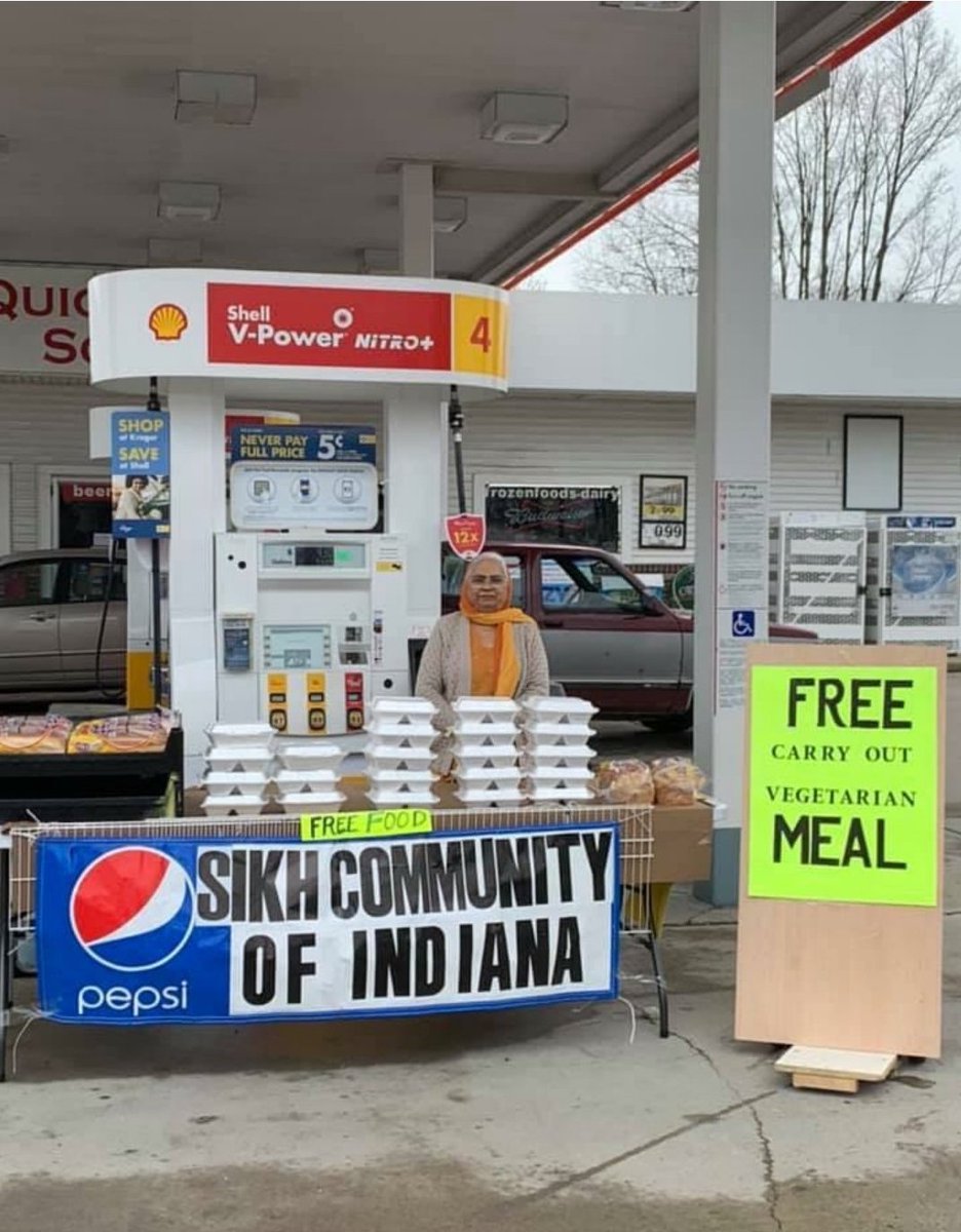 Sikhs in Indiana are offering free meals to those who need it.  #HumanityFirst