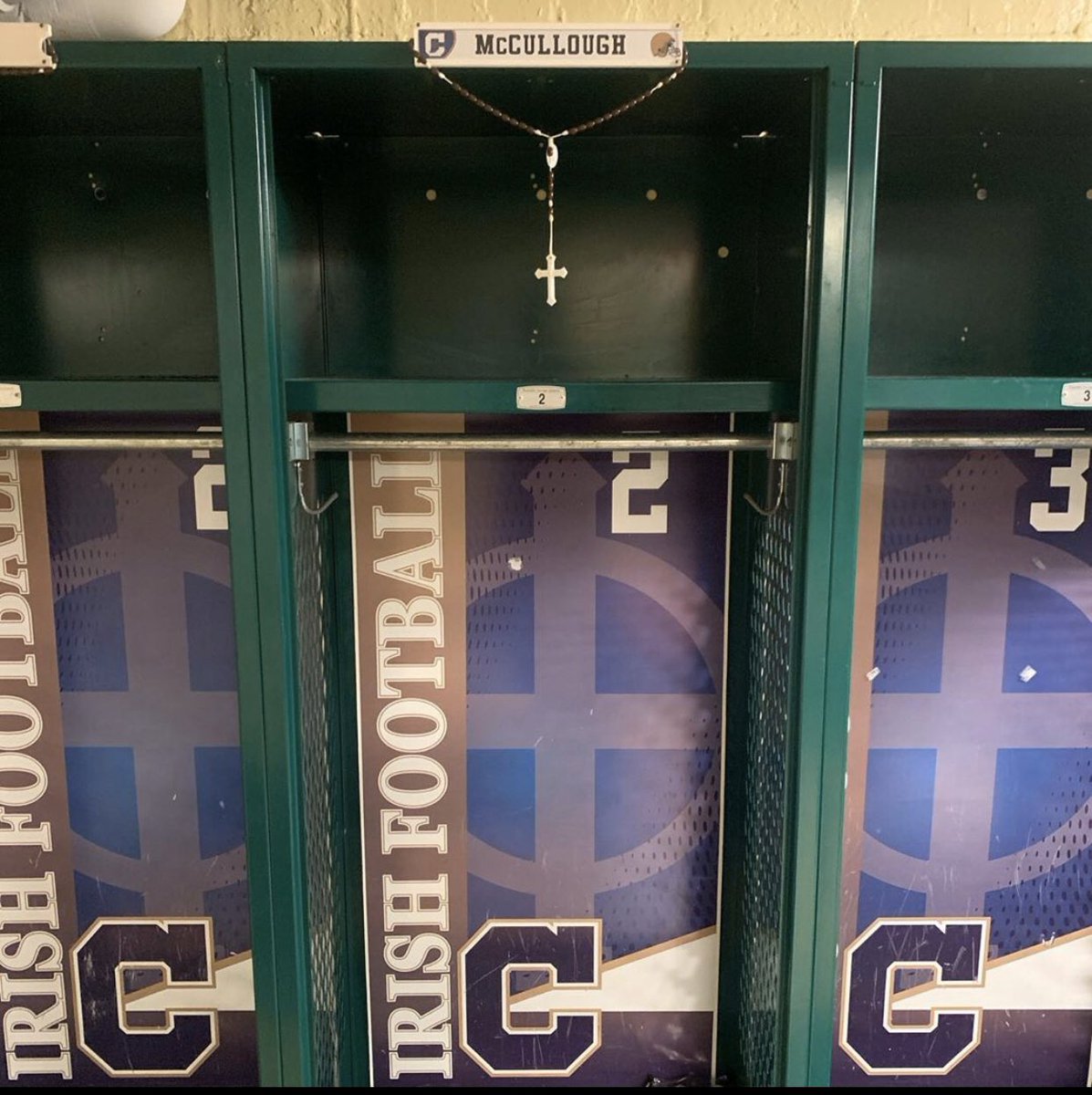 CathedralDruml1's tweet image. What a great player to watch from our section in the stands. He was taken from this world way too soon. We must remember that God has a plan for each and every one of us. We all hope that he finds rest in you, God. Say a prayer for people in need today🙏🎚⚓️ #rip2 #RipRio