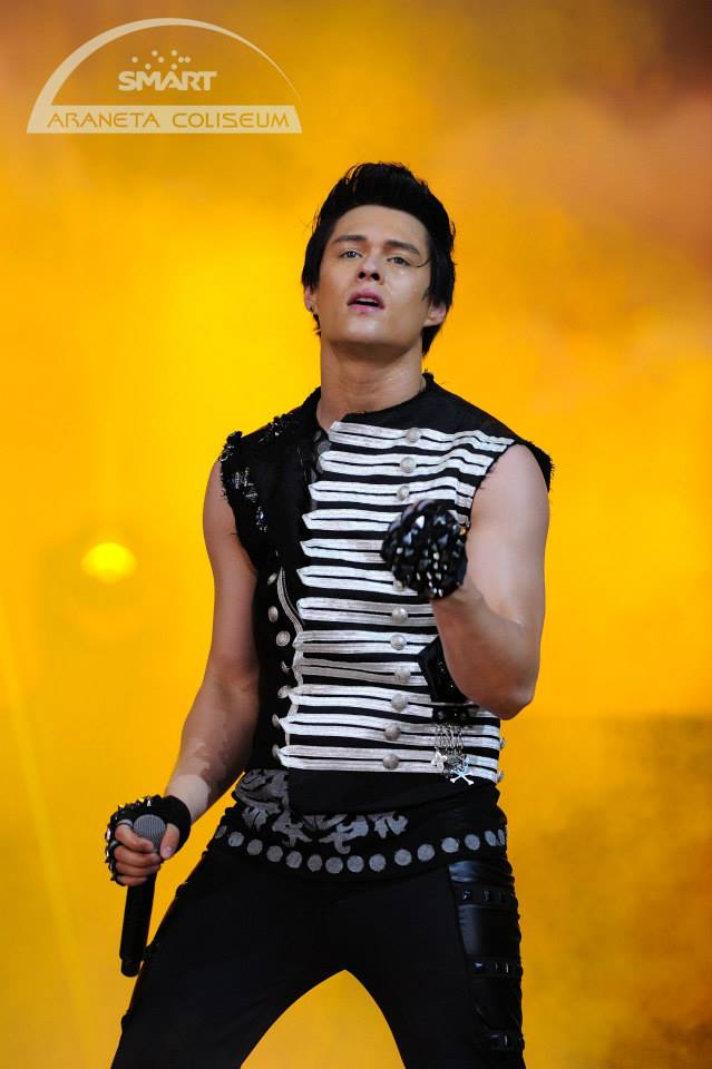 TheBigDome's tweet photo. Happiest birthday to Enrique Gil! Stay healthy and keep safe! ✨🎂

Here's a special throwback to King of the Gil Concert at The Big Dome! 😍 
#HappyBirthdayEnrique #TheBigDome #CityOfFirsts https://t.co/Yzk5AhTIJq
