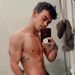 🌙》"Tonight all I want is your company and your kisses"

#Sexrol