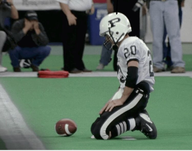 dermy35's tweet photo. @TheBobfather28 @Ant_Sicilia @Macchima04 @slimbrink @joedcts @MSchneid3 Gotta be Winchell getting stopped at the half yard line and billingsley’s dad giving don his championship ring https://t.co/wuTdTcF1Ho