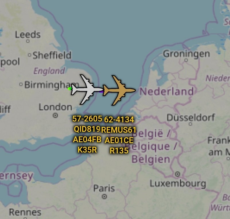 is_keelu's tweet photo. USAF 

Boeing RC-135W Rivet Joint 
#REMUS61 62-4134 #AE01CE 
(North Sea)

Boeing KC-135R Stratotanker
#QID819 57-2605 #AE04FB
(England) https://t.co/WrHg4feLkw