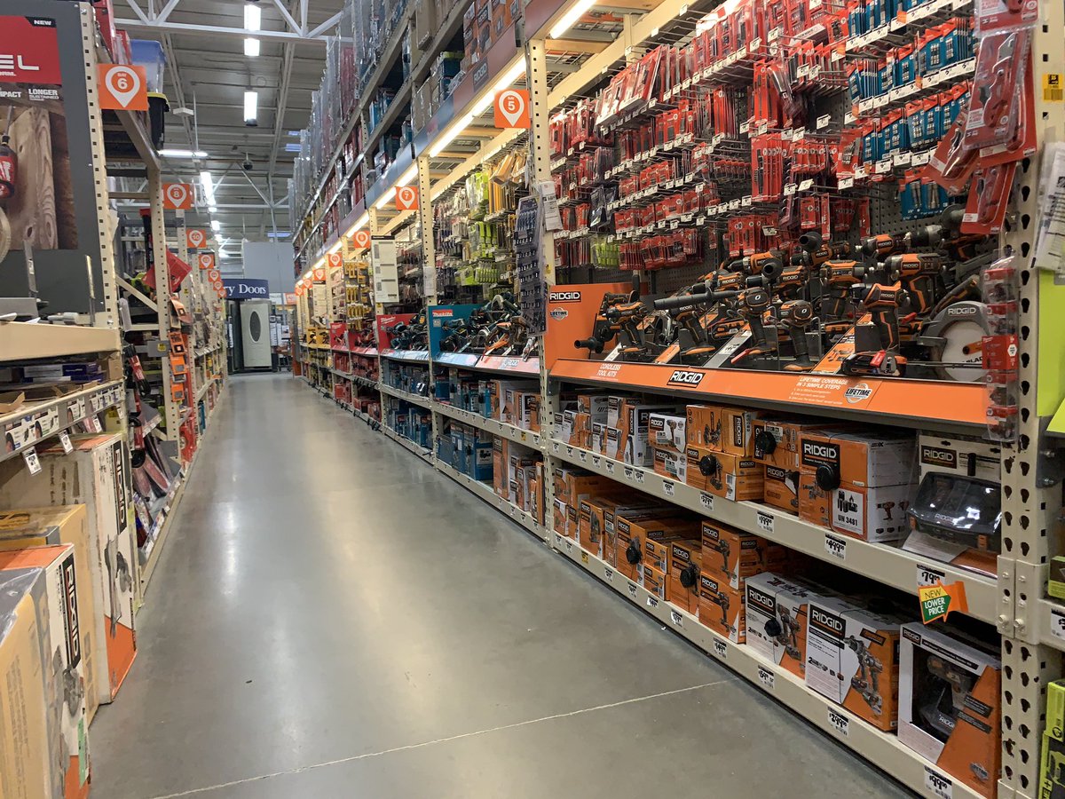 jessie25's tweet photo. Peter, Lot associate, made some nice lines in portable power! Thanks for the extra help sir! @TracieD317 @THDSequim8998 @deanne_clawson @KristinC_THD @Henderson20Dave #sequimstrong #everybayeveryday https://t.co/GUm2MyKvFv