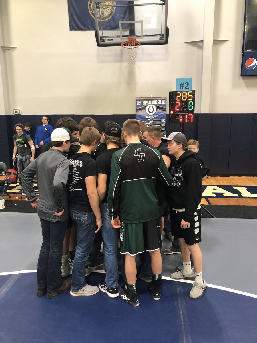 brian_jonez's tweet photo. The coaching challenge moves on.  After your nomination, you’ve got just 24 hours to respond or donate $20 to local charity. You need to nominate 4 coaches &amp; post a picture of you coaching! @MrPJags tagged me, so now I tag @shedizzle22 @KennyLoosvelt @CodyWintz @ampferg https://t.co/6E3NsMw6qL
