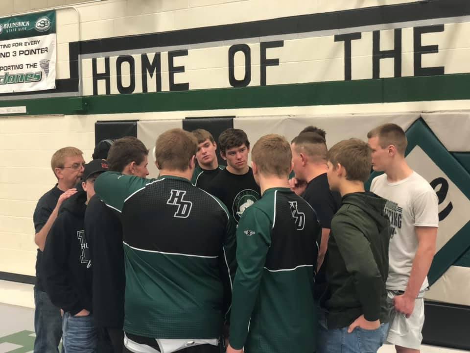 brian_jonez's tweet photo. The coaching challenge moves on.  After your nomination, you’ve got just 24 hours to respond or donate $20 to local charity. You need to nominate 4 coaches &amp; post a picture of you coaching! @MrPJags tagged me, so now I tag @shedizzle22 @KennyLoosvelt @CodyWintz @ampferg https://t.co/6E3NsMw6qL