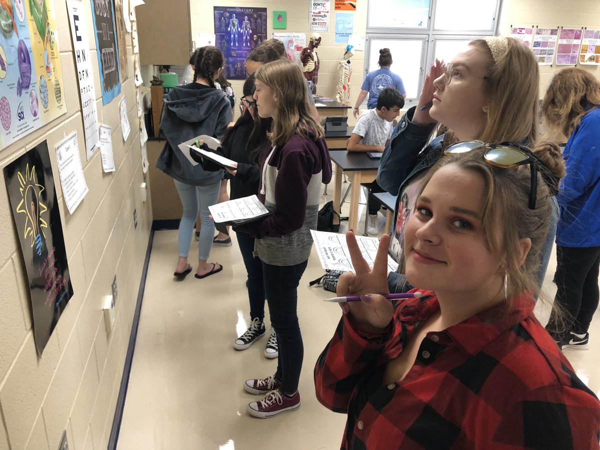 Philo_Biology's tweet photo. Apparently had tweets marked as private on Thursday! Trying this again! I SO miss all of my students! Can't wait to get back in the lab with all of you! #ThrowbackThursday #flsd #InThisTogetherOhio #OhioEd @McDermottFLSD @TroyDawson4 https://t.co/tbj1Jb9CIN
