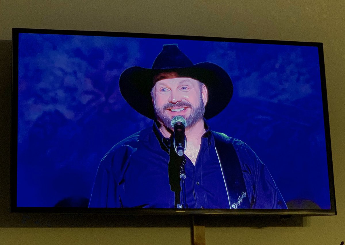 jlaineg's tweet photo. @garthbrooks getting me through this shelter in place. #GOAT #PBSGershwin https://t.co/eS3iSMPL9N