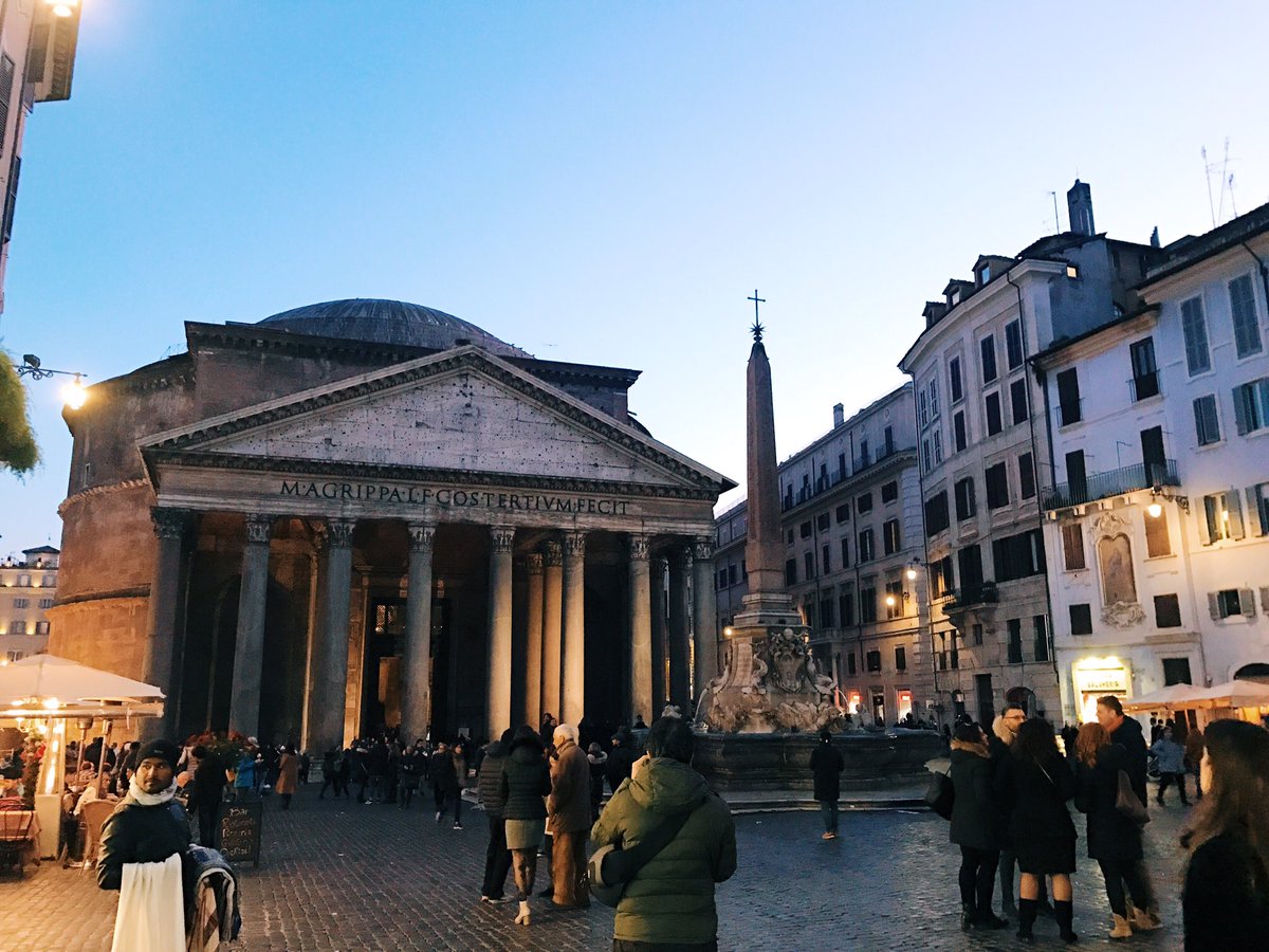 #miVieneVoglia di un cappuccino della Tazza d'oro e di una passeggiata al Pantheon...
#unTemaAlGiorno