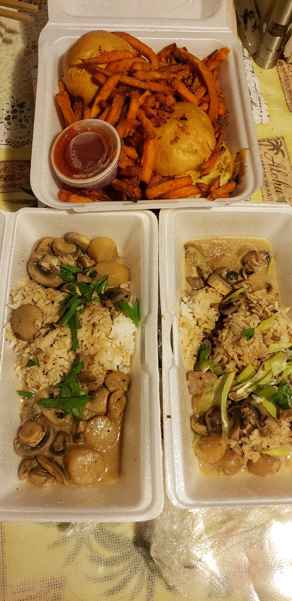 daidouji's tweet photo. Yummy dinner from @aplacetoeatHI! @KeepHICooking #KeepHawaiiCooking https://t.co/n5k4lbdvfA