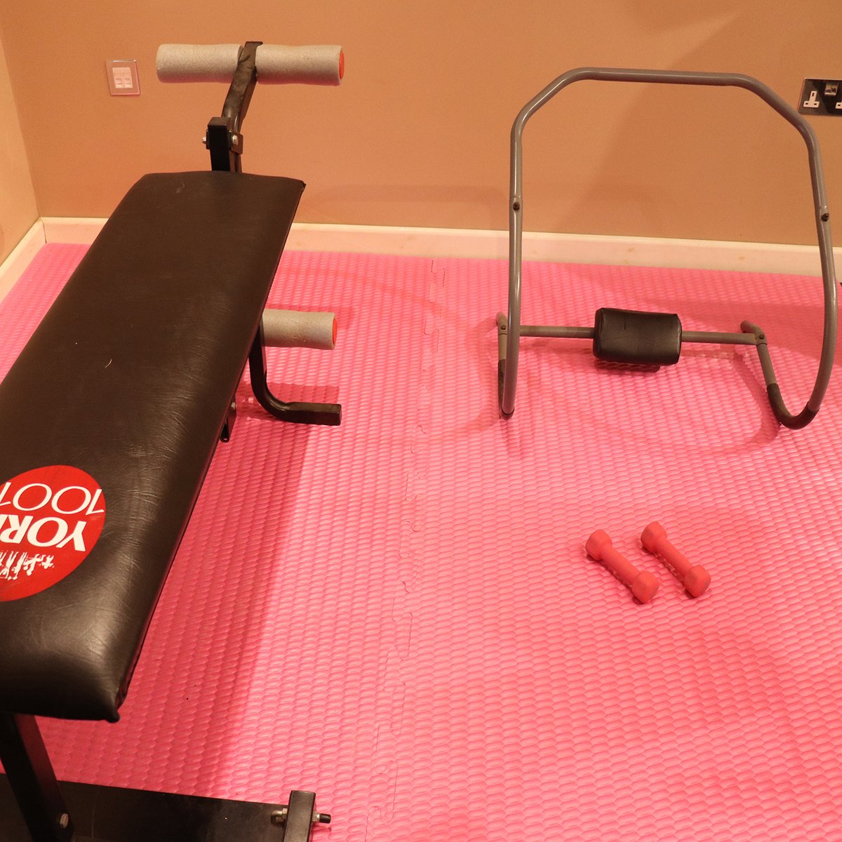 PerryEquestrian's tweet photo. How are you using your home space more effectively during these difficult times?

Our retailers are telling us that they have seen an increase in people buying our EVA foam mats for play areas and home gyms.

Give your local retailer a call to find out more. https://t.co/zAw1mZkNd2