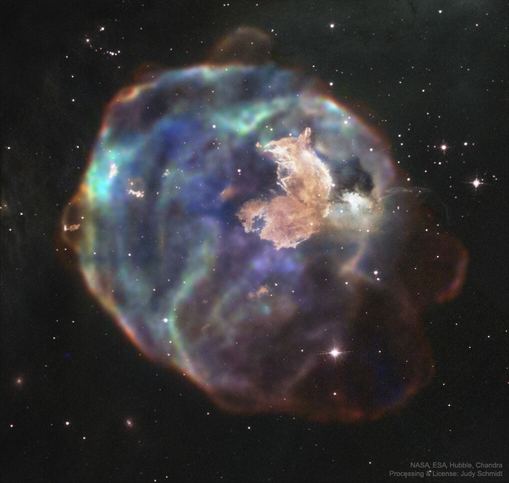 Space photo moment - N63A: Supernova Remnant in Visible and X-ray by NASA, ESA, Hubble, Chandra; Judy Schmidt ( https://apod.nasa.gov/apod/ap191211.html)