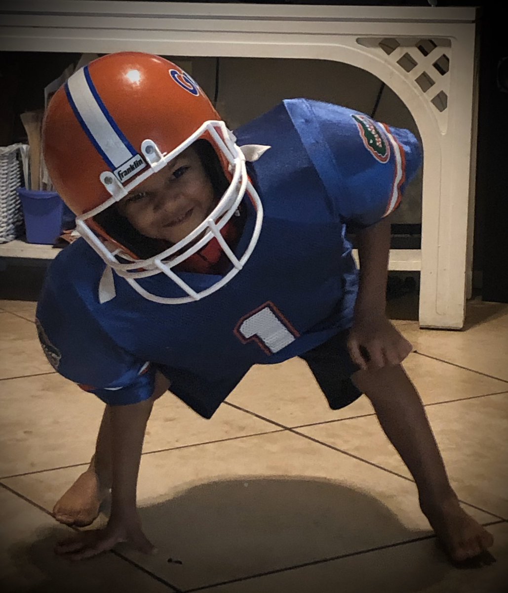 walkerburdick's tweet photo. Iβll share after pictures in 15 years #GatorNation #GoGators #walkerlee https://t.co/UREsc09u6K