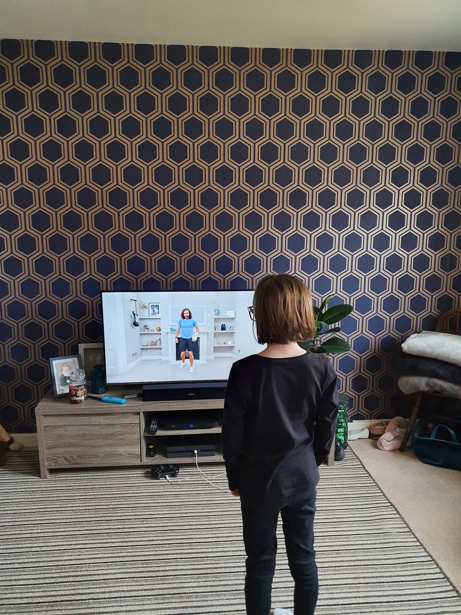 stacej28's tweet photo. @thebodycoach #PEWithJoe 
Olivia coles training from wiltshire https://t.co/DFBjj3J3Tz