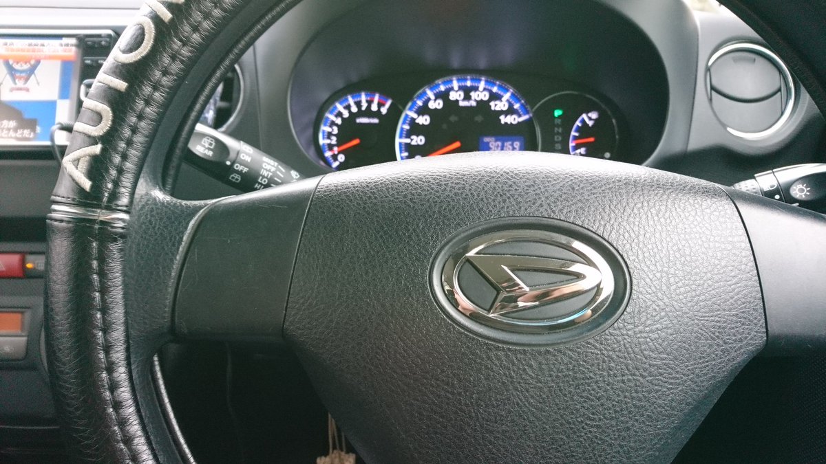 のん 左足が逝ってる影響で軽トラ Mt 乗れないから軽自動車 At で現場調査行ってくる