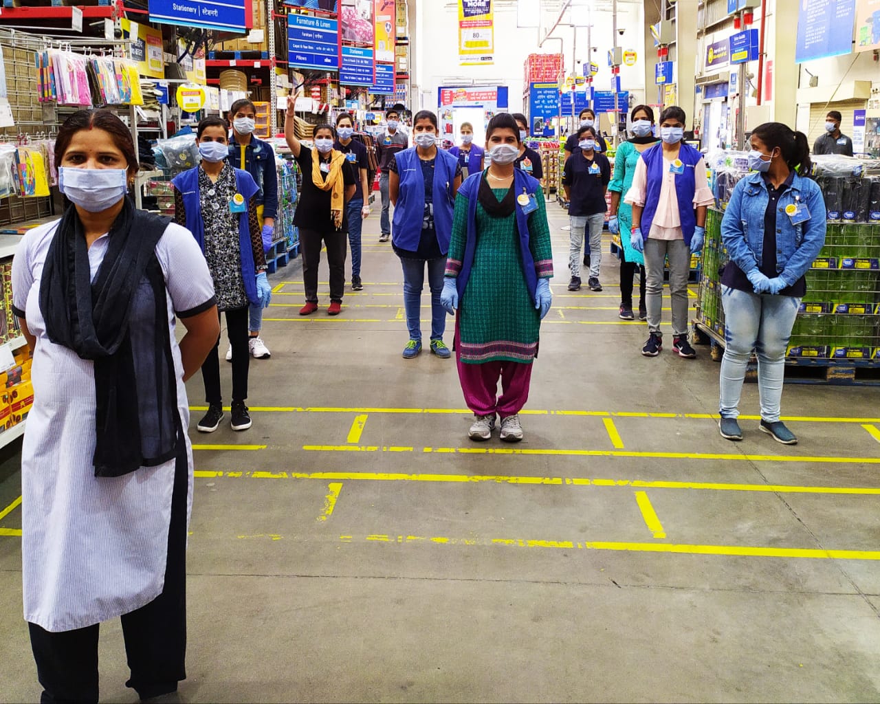 Walmart India on Twitter "The super girls of Best Price Bhopal are