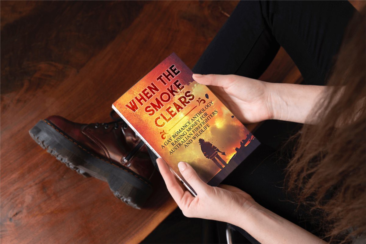 nicstarr_author's tweet photo. LAST CHANCE TO BUY! ✨ CHARITY ANTHOLOGY ✨ 12 original #gayromance stories all related to the 2019-2020 Australian bushfires and the heroes who helped control them and save lives.
➙ Amazon US: https://t.co/UK1sF45oaf
#whenthesmokeclearsanthology #aussiebushfires #mmromance https://t.co/FktWNOg6BA