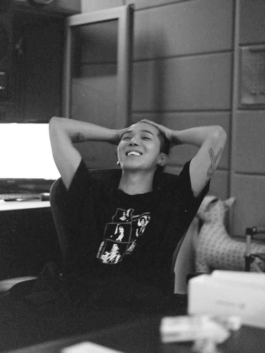 winnerarchived's tweet photo. Happy birthday to our very own Song Genius 💕 #HappyMINOday #3월30일미노꽃이만개 #GeniusMINOday https://t.co/spJVyr7Rq0