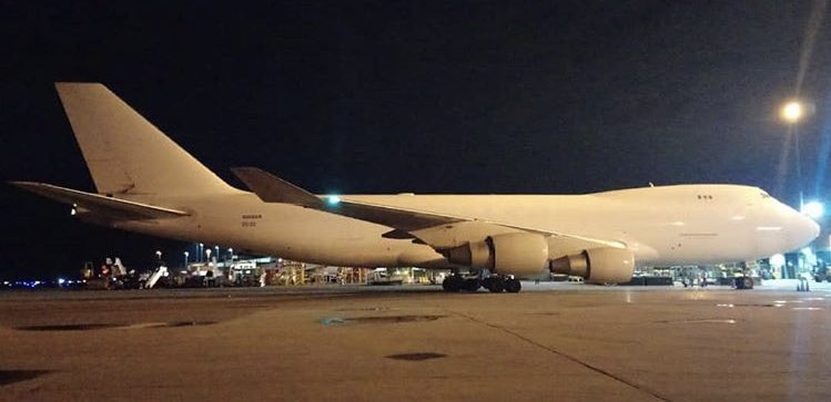 real_aleja's tweet photo. Entre otros b747 que vienen a Bogotá tenemos el @AtlasAirWW #SkyLease el #KalittaAir o #centurión inclusive, mi última imagen, en uno de los tantos huracanes que impactaron a Florida años atras, tuvimos oportunidad de tener 4 reinas al tiempo en nuestra área de carga😍❤️✈️ https://t.co/rdZiOJ4MvB