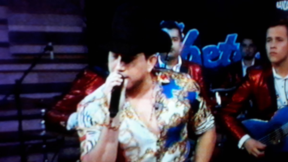 Bere13B's tweet photo. @El_Bebeto en @TvBandamax la mejor noche https://t.co/MsMgEdJhvJ