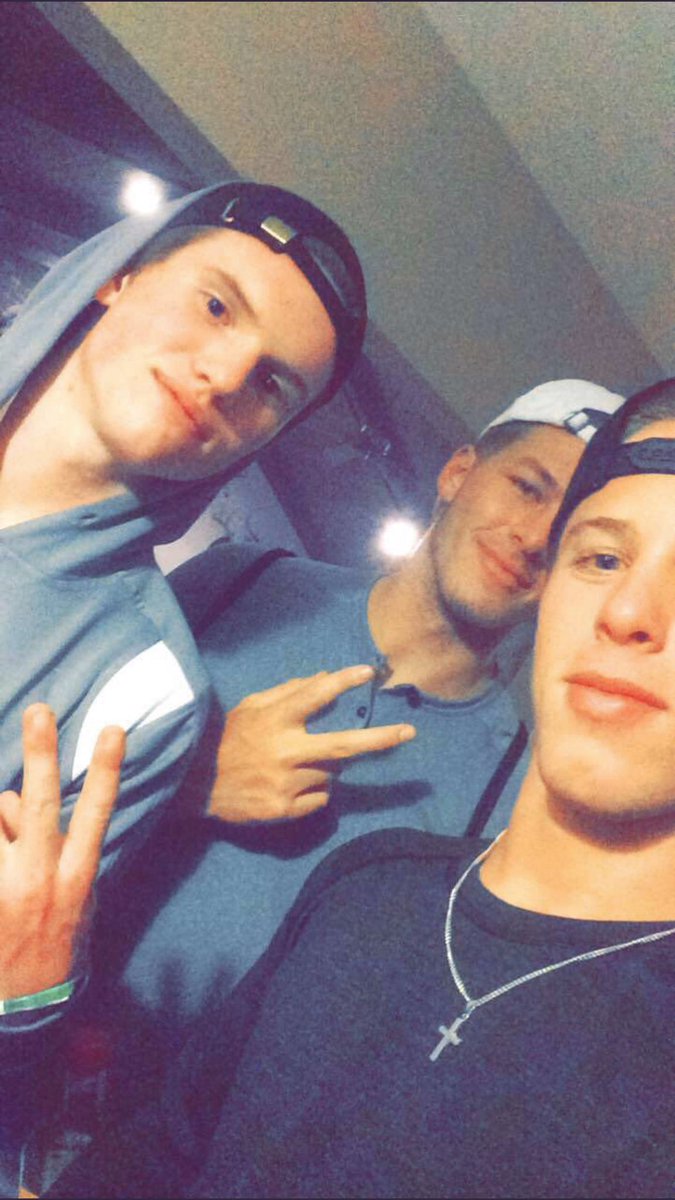 rebleswinger15's tweet image. BIIIIG Happy birthday to my brother @Tulpa18 Can’t wait to see you after this quarantine 😉😍❤️ #19 #StateChamp #TwoTimer