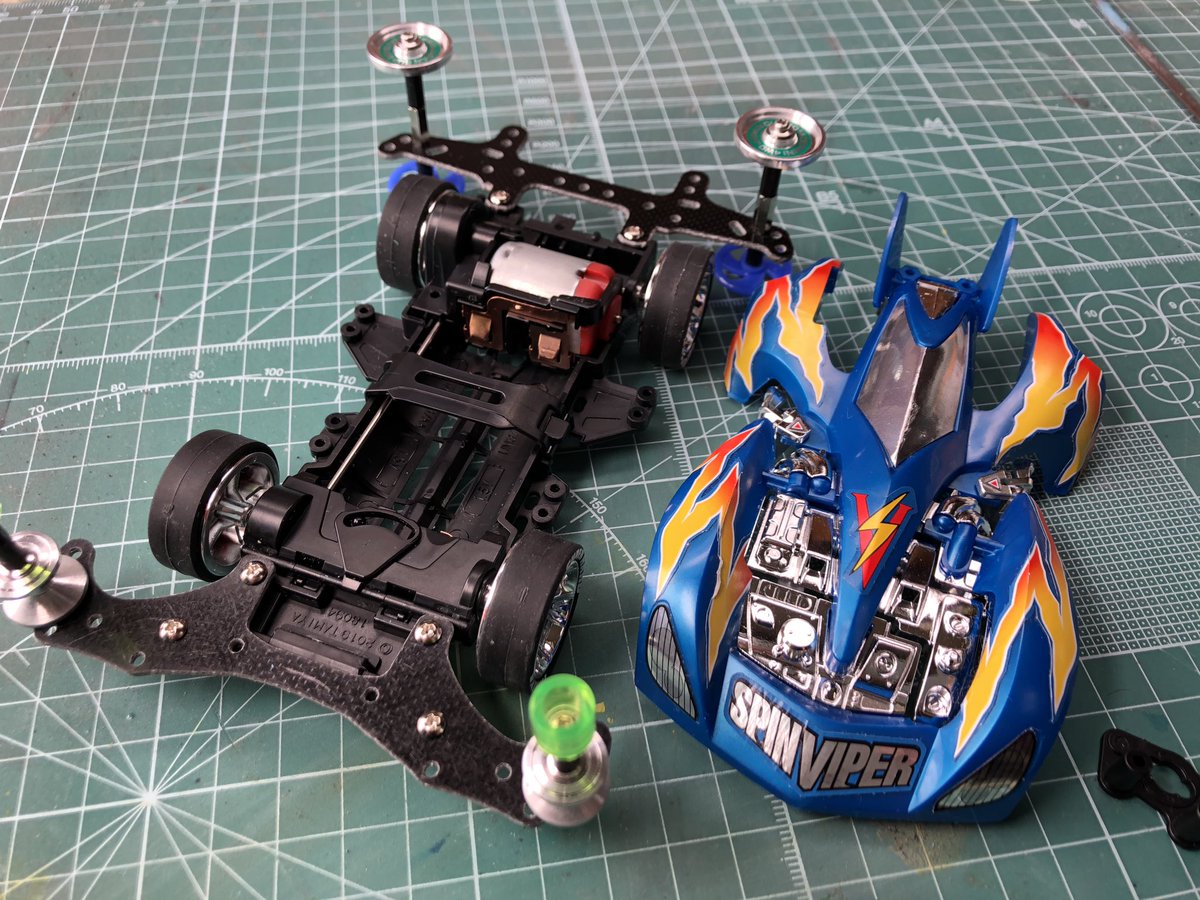 ダイ 新しいvzシャーシにスピンバイパー搭載しました Mini4wd ミニ四駆