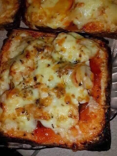 Twitter ä¸ç Food Viral Malaysia Resepi Pizza Roti Gardenia Mudah Bahan Bahan Roti Gardenia Keju Sosej Dicelur Cendawan Potong Kecil Dan Celur Sos Spagetti Jika Tiada Sos Cili Biasa Bawang