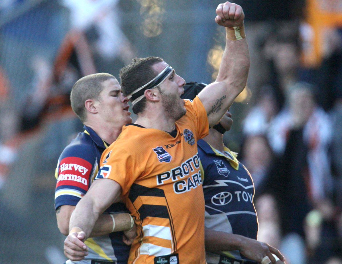 If you are a Rugby League person please join the challenge of posting an RL photo. Just one picture, no description. Please copy the text in your status, post a picture and look at some great memories/pictures. Missing Rugby League very much! #NRL