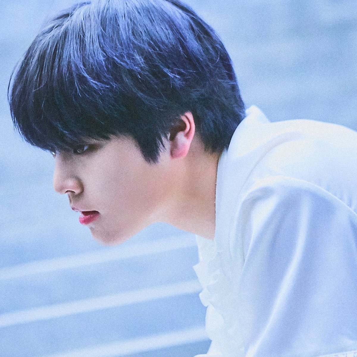 avec_ndh's tweet photo. 우리 도현이 이태원한강로데오 가봤니...?ㅠ https://t.co/51ttqAxeo6