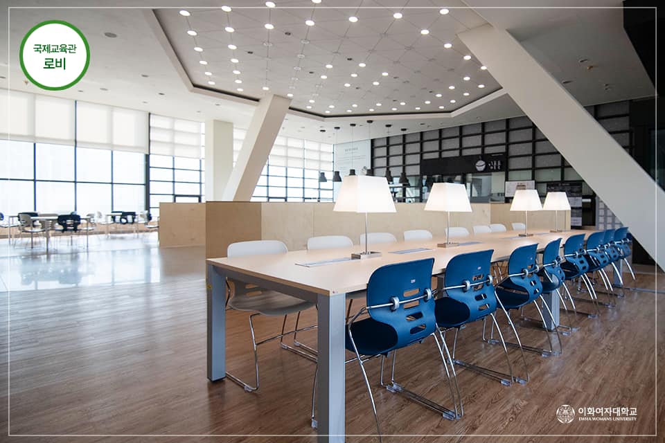 EwhaWomansUniv's tweet photo. Checkout how Ewha changed while Ewha buds are not in school
#library #international #education #hall #engineering #renovation #new #space #Ewha #womans #university #college #campus #donotbe #surprized https://t.co/Bo6bqckknA