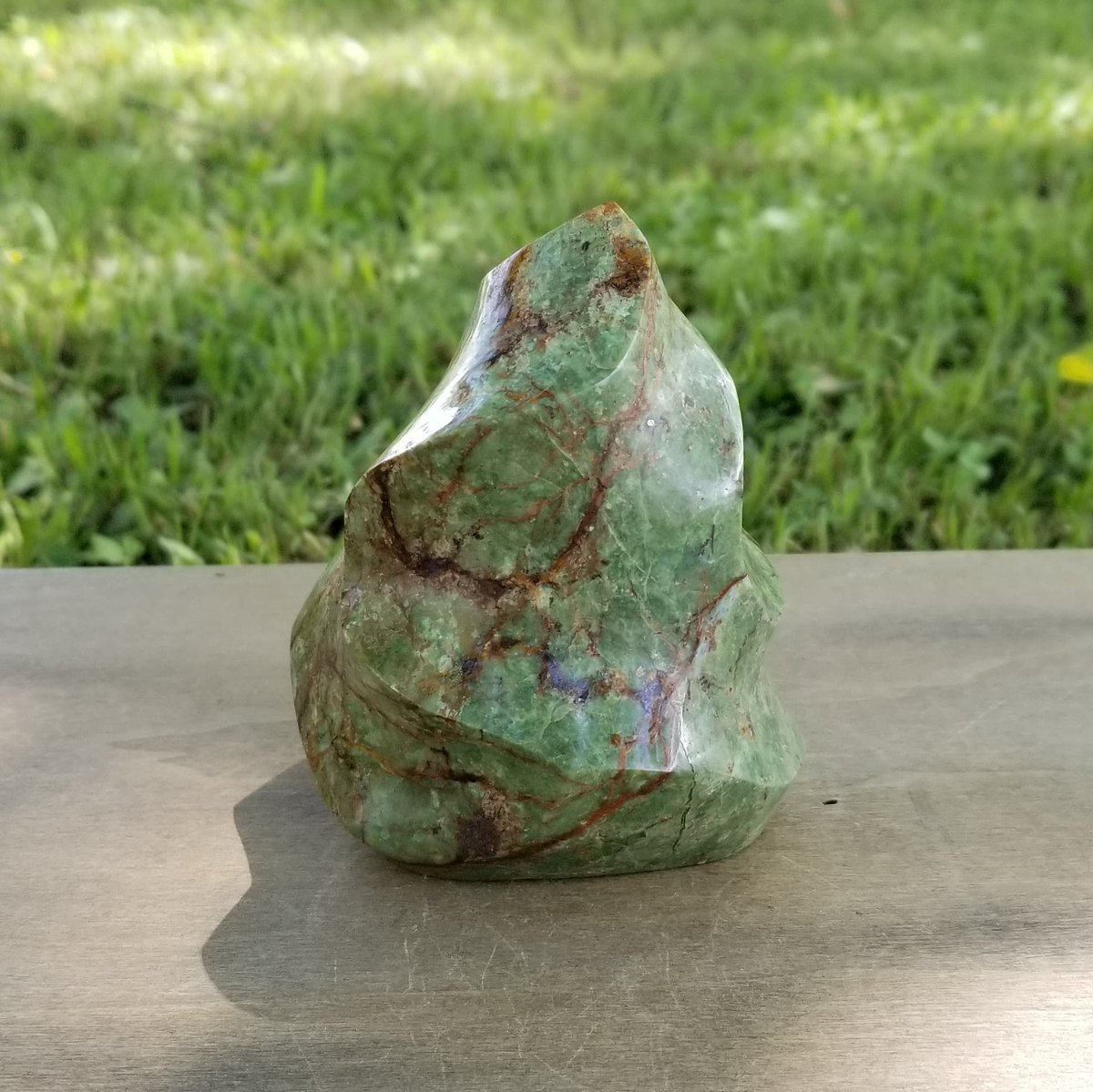 SpringSparkles2's tweet photo. Chrysoprase Flame, Chrysoprase freeform, Chrysoprase, 3.9" Tall  #green #chakra #reiki #meditation #psychic #rootchakra #chrysoprase #chrysopraseflame #chrysoprasefreeform https://t.co/02HpbCboOo https://t.co/Ksu2TGy6rZ