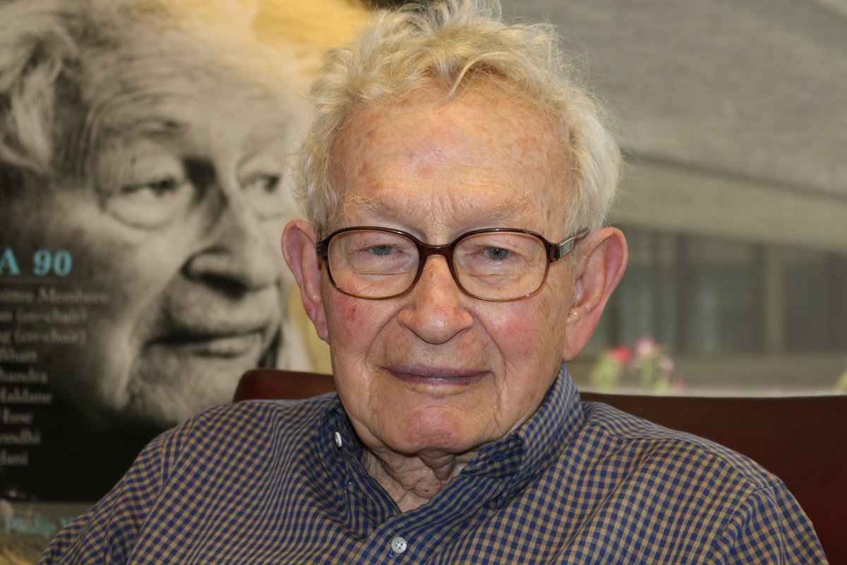 grahamfarmelo's tweet photo. RIP Phil Anderson, 96, perhaps the most creative condensed matter physicist of the C20th. He told me four years ago: ‘At conferences, I prefer go to the talks by experimenters than the ones by theorists. It’s experimenters who provide us with a hotline to Nature.’ https://t.co/9kXIjFYVtI