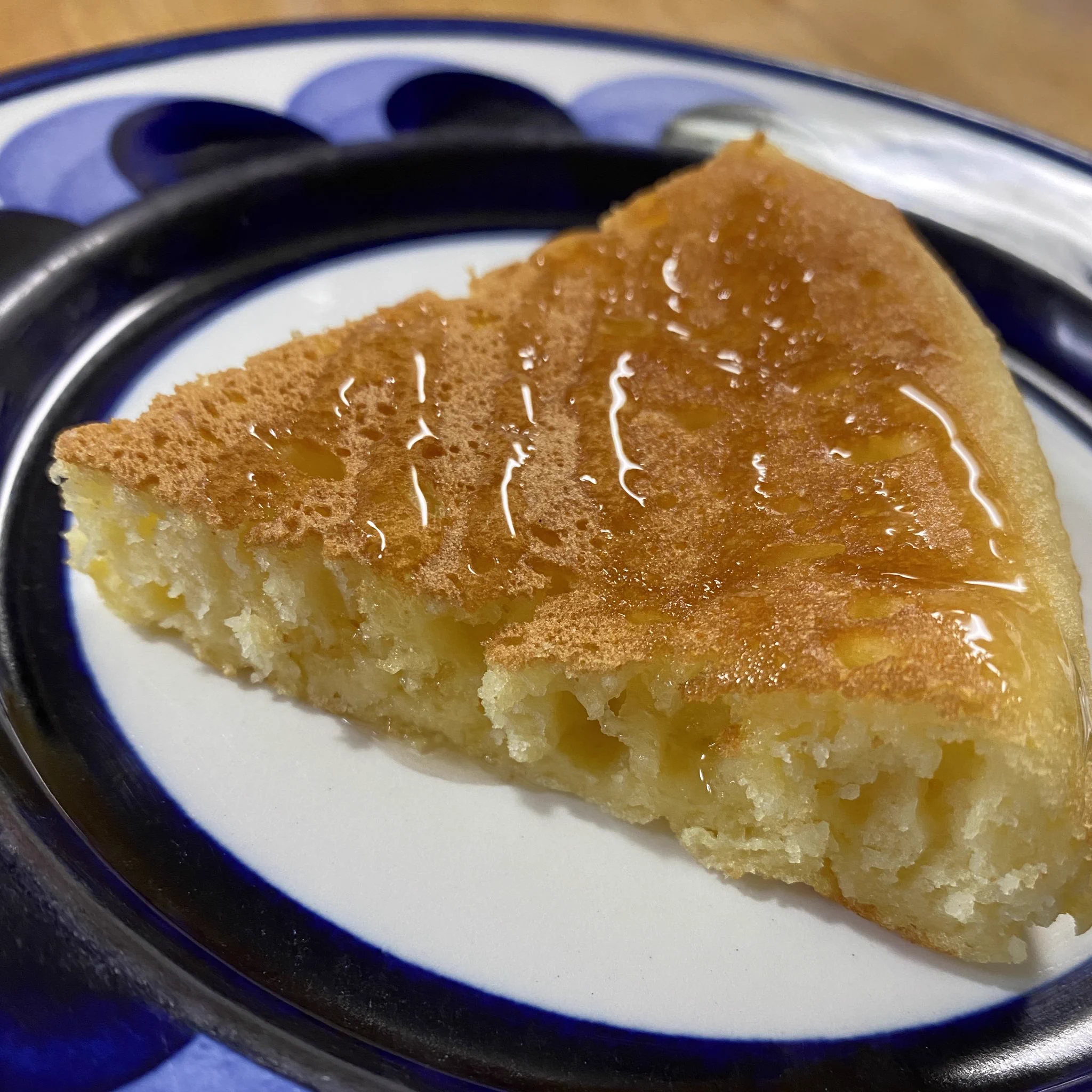こちらの方のホットケーキ、やってみました～🙌🏻
鍋が広すぎてちょっと薄いけどふわふわでめちゃめちゃ美味しい😋✨
しかもすぐ出来るからいい感じ❤
(ダイエットは置いておこうw)  