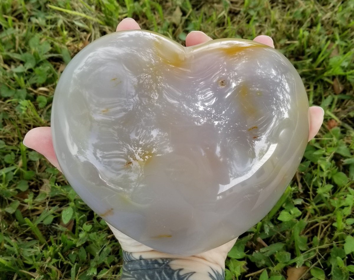 SpringSparkles2's tweet photo. Agate Heart, Agate Heart, Agate, 4.6 x 5.4", Extra Large, 2 pounds 13 oz  #chakra #reiki #meditation #psychic #chakrahealing #polishedheart #crystalheart #extralargeheart #agate https://t.co/02HpbCboOo https://t.co/LyXgz7VWGb