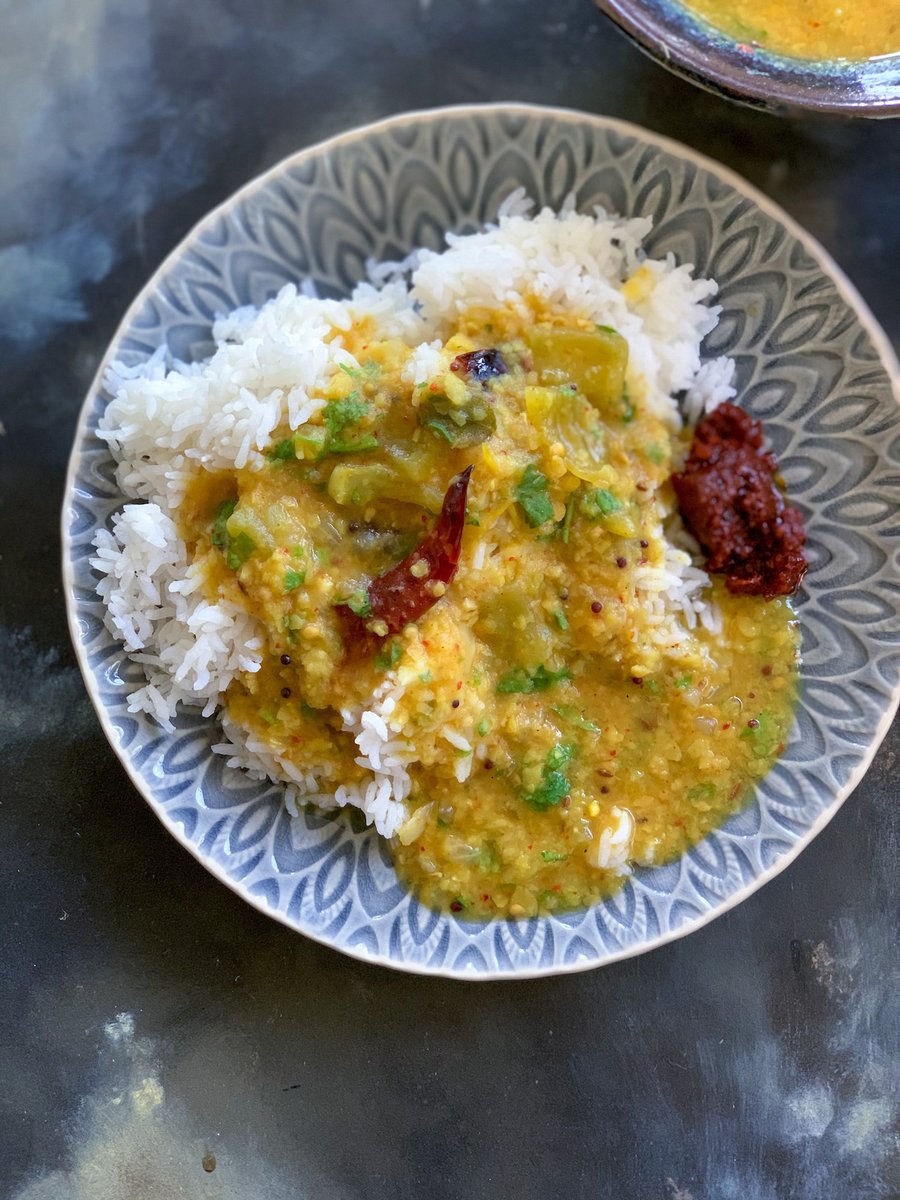 Days are now feeling neverending and long and need the comfort of Dal Chawal. Just upped the quotient by adding green tomatoes. The tang in this Green Tomato Dal is just so perfect!Recipe no 11 in the daily recipe series here -  https://www.sinamontales.com/green-tomato-dal/