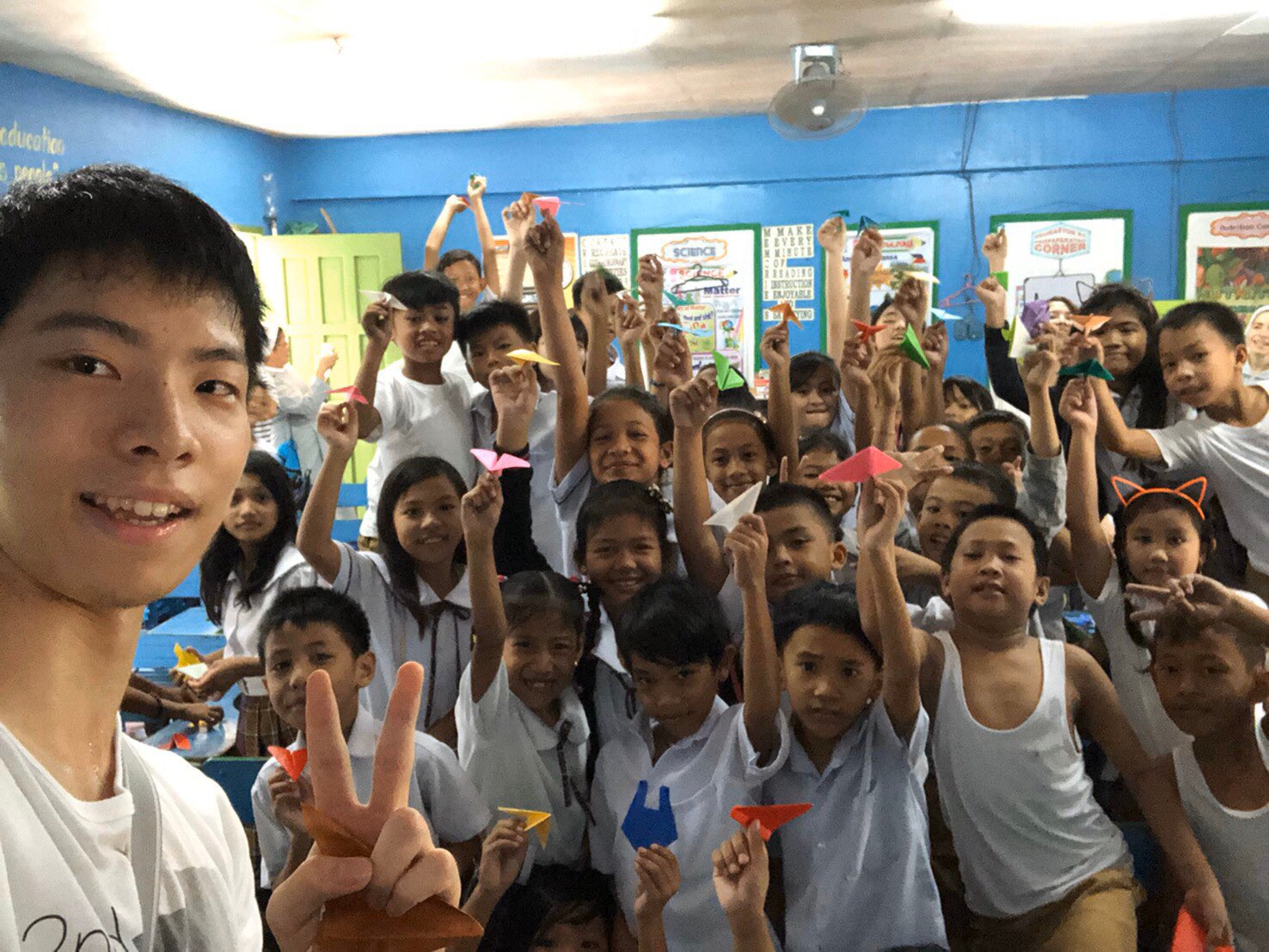 青山学院大学ボランティアセンター学生スタッフroote プログラム紹介 フィリピンプログラム フィリピン 私たちフィリピンプログラムはフィリピンの支援活動をしています 昨年度はスラム街であるブリハン地区で未就学児と小学生を主なターゲット