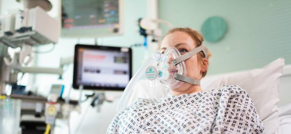 medtechonline's tweet photo. Mercedes F1 and UCL breathing aid approved for NHS use: https://t.co/d9hytHo0Ic @MercedesAMGF1 @ucl #medtech #covid19 #breathingaids #projectpitlane https://t.co/ZiyoTShhpr