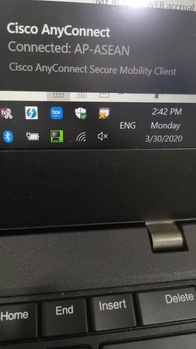 rumtumcat's tweet photo. @MaxisListens what happen to maxis fibre and data?? It keep disconnected. I need to workkkkkkkk https://t.co/EtCoVlBRgM