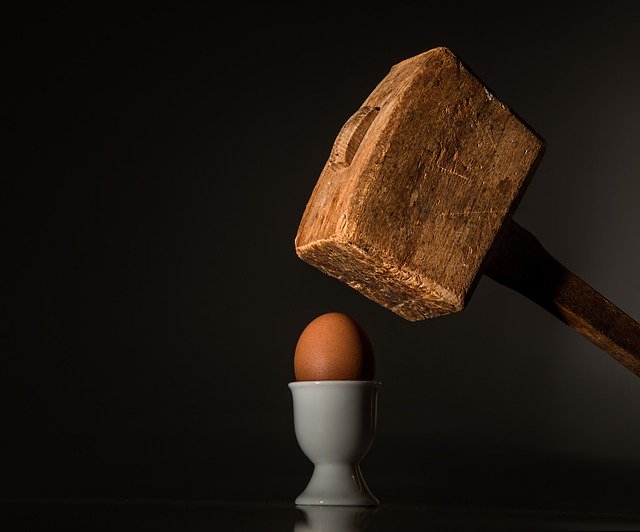ErwanClorennec's tweet photo. #Procurement in difficult times – Don’t use your Hammer 🔨, use our brain 🧠 v/@spendmattersuk https://t.co/XoVjJYJmAD https://t.co/dT3XeYXOLx