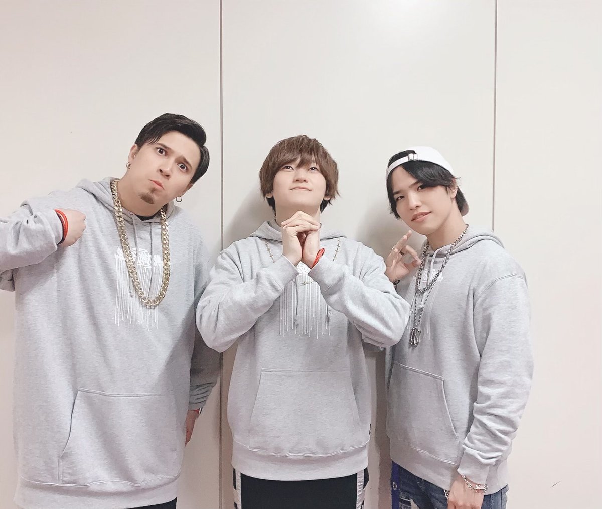 天﨑滉平 天崎滉平 アベマでヒプマイライブ ありがとうございました 皆さんとは撮れませんでしたが 合間に撮った写真を その ヒプマイ T Co Nmbt7unlvn