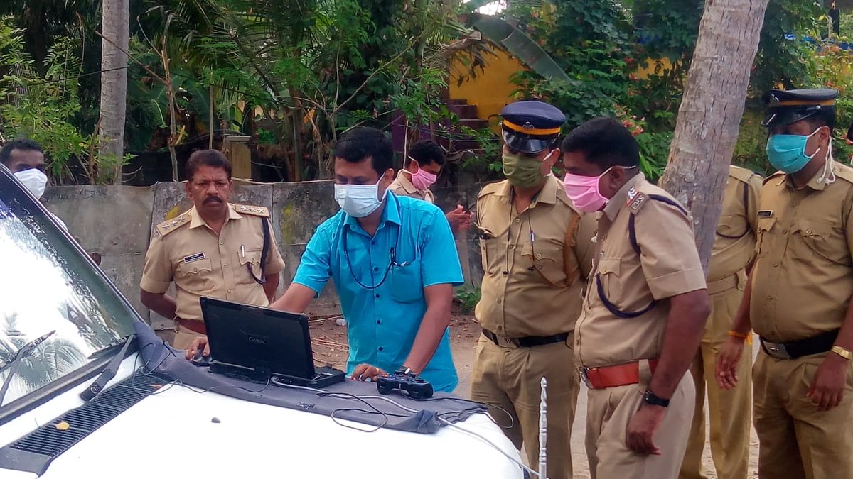Using Drone, Thiruvananthapuram City Police intensified the patrolling at various places in connection with 'Lock Down'