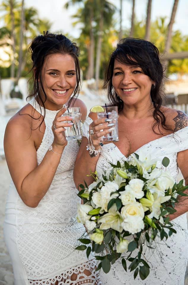 You will always be a part of the memories that make us smile! 😎💍👰#WhyKnot #BarbdaosWeddings #SugarBayWeddings #SugarBayBarbados #SeeYouSoon

📷@KimLouiseLawrence